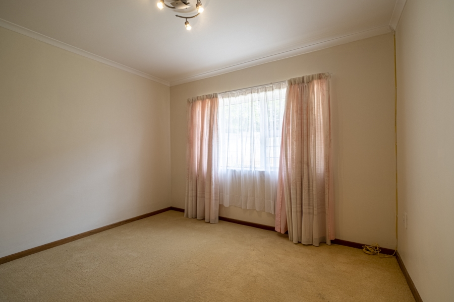 5 Bedroom Property for Sale in Vanes Estate Eastern Cape